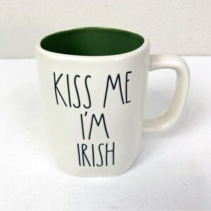 Rae Dunn By Magenta Kiss Me I’m Irish Ceramic Mug 18oz